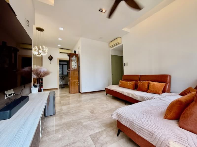 Regent Heights Condominium For Sale at S$ 1,298,000 | PropertyGuru Singapore - Living Room