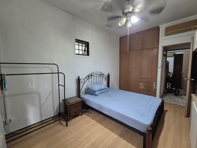 For Rent - 325 Sembawang Crescent