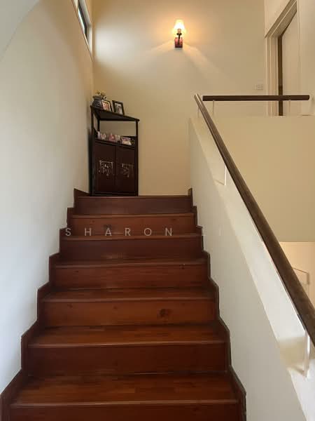 Hillcrest Arcadia Condominium For Sale at S$ 2,500,000 | PropertyGuru Singapore - Interior