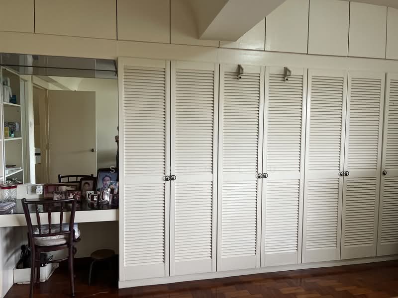 Hillcrest Arcadia Condominium For Sale at S$ 2,500,000 | PropertyGuru Singapore - Master bedroom 