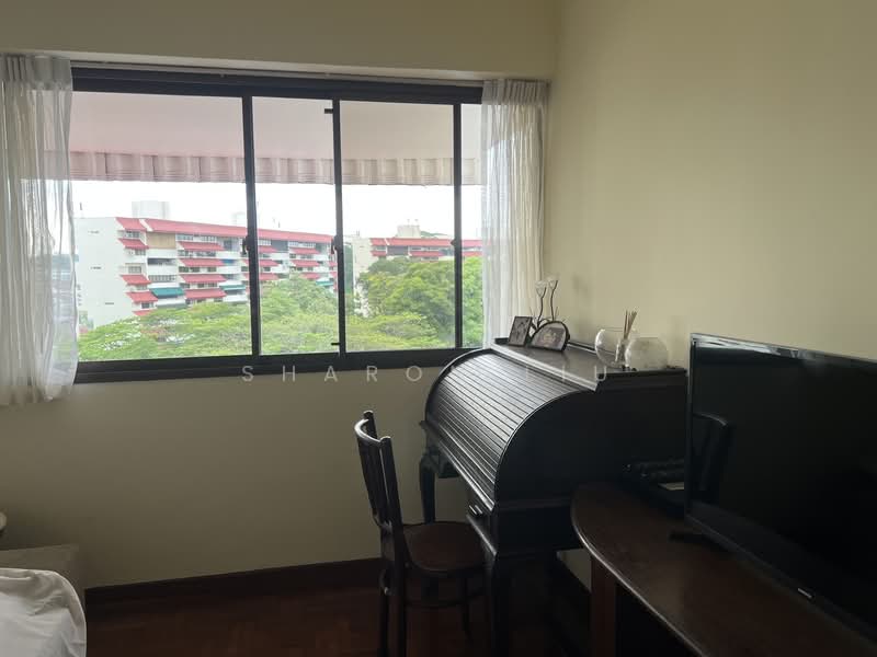 Hillcrest Arcadia Condominium For Sale at S$ 2,500,000 | PropertyGuru Singapore - Bedroom 3