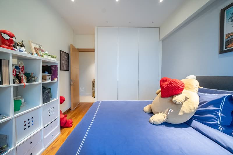 River Place Condominium For Sale at S$ 4,000,000 | PropertyGuru Singapore - Bedroom
