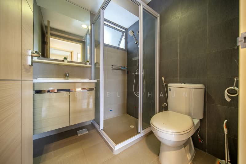 138A Lorong 1A Toa Payoh HDB Flat For Sale at S$ 1,500,000 | PropertyGuru Singapore - Bathroom