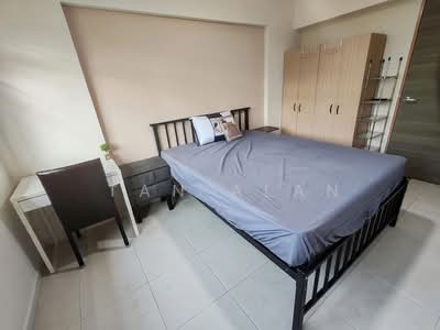 For Rent - 588A Montreal Drive