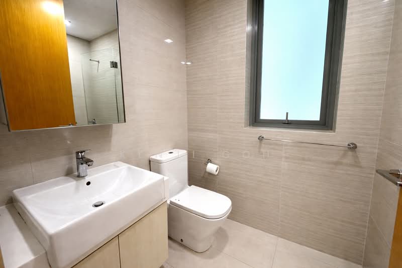 Thomson Three Condominium For Sale at S$ 2,700,000 | PropertyGuru Singapore - Bathroom