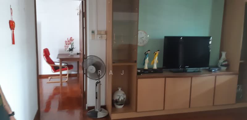 110 Bedok North Road, 110 Bedok North Road, 2 Bedrooms, 735 sqft, HDB Flat For Rent, by Raj ., 500094143 - Living Room - PropertyGuru.com.sg