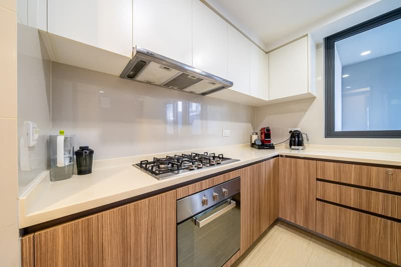 Hundred Palms Residences Executive Condominium For Sale at S$ 1,900,000 | PropertyGuru Singapore - Kitchen