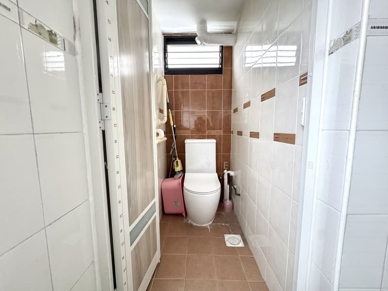 214 Lorong 8 Toa Payoh HDB Flat For Sale at S$ 525,000 | PropertyGuru Singapore