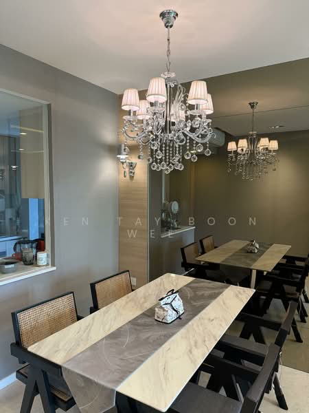 Thomson Three Condominium For Sale at S$ 2,650,000 | PropertyGuru Singapore - Dining Room