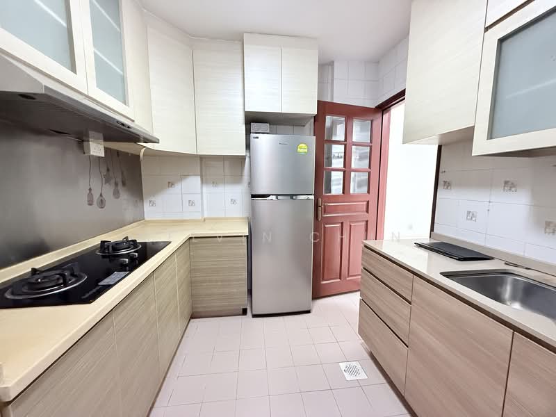Hillview Heights, 27 Hillview Avenue, 2 Bedrooms, 990 sqft, Condominium For Rent, by Melvin Chun, 500094184 - Kitchen - PropertyGuru.com.sg