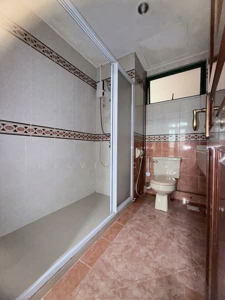 Hillview Heights, 27 Hillview Avenue, 2 Bedrooms, 990 sqft, Condominium For Rent, by Melvin Chun, 500094184 - Bathroom - PropertyGuru.com.sg