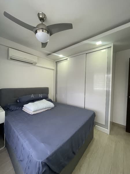 941 Tampines Avenue 5 HDB Flat For Sale at S$ 1,100,000 | PropertyGuru Singapore - Bedroom
