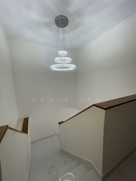 941 Tampines Avenue 5 HDB Flat For Sale at S$ 1,100,000 | PropertyGuru Singapore - Interior