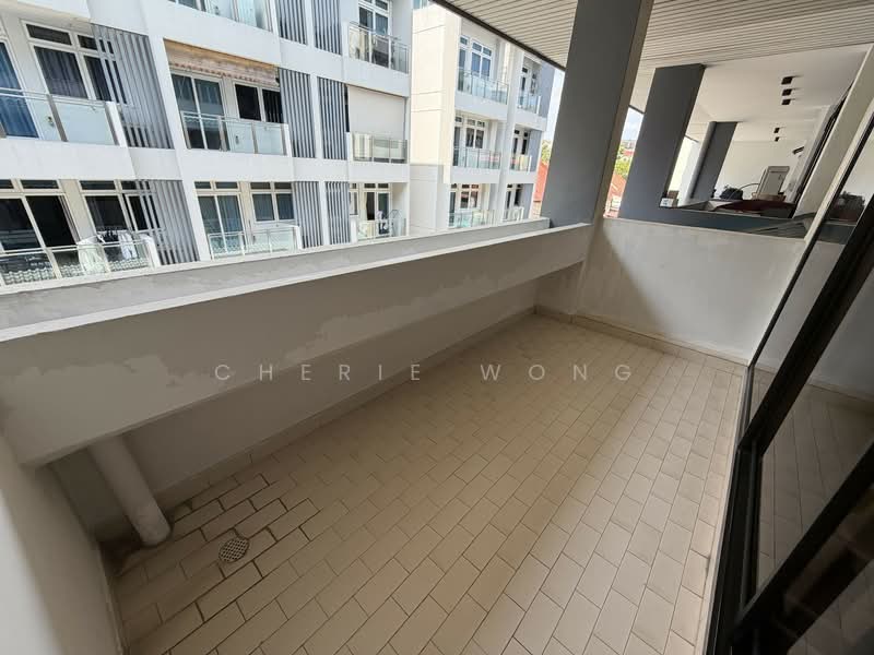 Kilat 19 Apartment For Sale at S$ 5,000,000 | PropertyGuru Singapore - Balcony