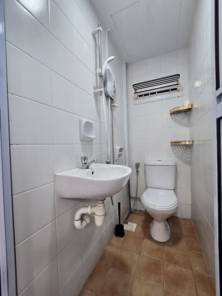 Emerald Garden, 33 Club Street, Room Rental, 100 sqft, Condominium For Rent, by Jos Chang 张仪楠, 500094200 - Bathroom - PropertyGuru.com.sg