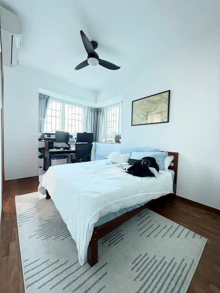 Goldenhill Park Condo Condominium For Sale at S$ 3,800,000 | PropertyGuru Singapore - Bedroom