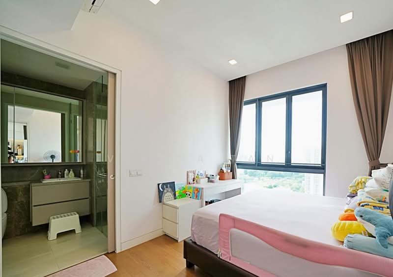 Highline Residences, 7 Kim Tian Road, 3 Bedrooms, 1,152 sqft, Condominium For Sale, by Vianna Tan, 500094220 - Bedroom - PropertyGuru.com.sg