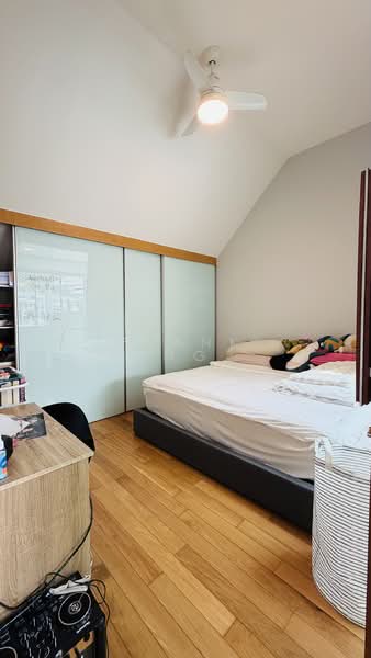 The Greenwood Terraced House For Sale at S$ 3,701,000 | PropertyGuru Singapore - Bedroom