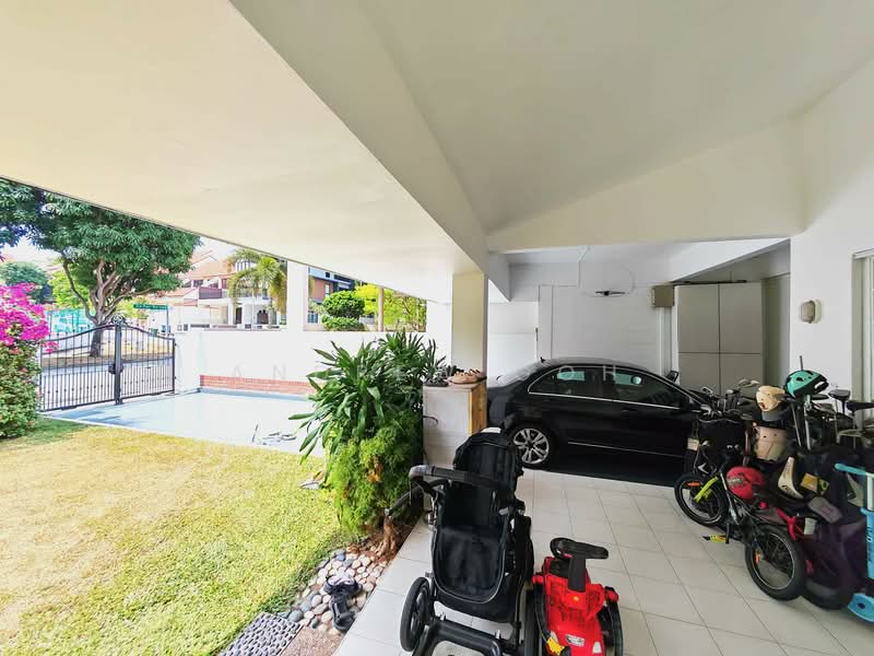 ⭐️WHY THIS HSE?⭐️$14XXPSF⭐️12M FRONTAGE⭐️BIG LAND⭐️ Semi-Detached House For Sale at S$ 6,000,000 | PropertyGuru Singapore - Exterior