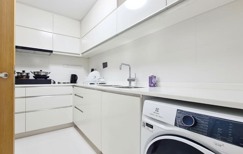 One-North Residences, 7 One-North Gateway, Room Rental, 165 sqft, Apartment For Rent, by Jeron Lee, 500094288 - Kitchen - PropertyGuru.com.sg