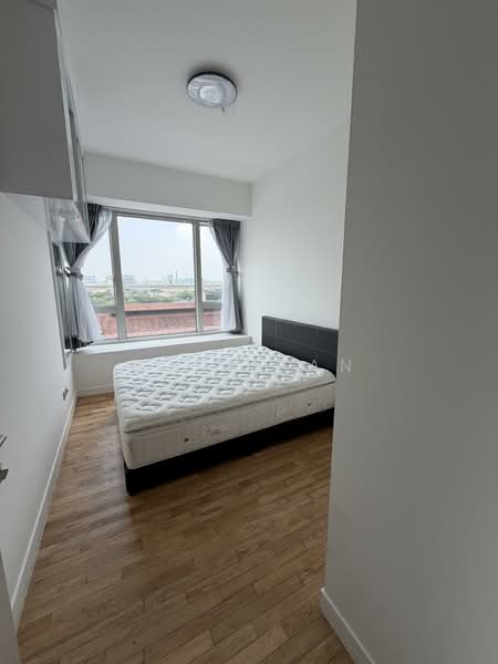 The Centris, 67 Jurong West Central 3, Room Rental, 300 sqft, Apartment For Rent, by Joey Tan, 500094289 - Bedroom - PropertyGuru.com.sg