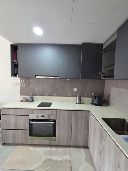 Riverfront Residences Condominium For Sale at S$ 1,340,000 | PropertyGuru Singapore - Kitchen