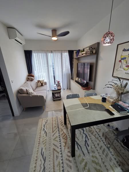 Riverfront Residences Condominium For Sale at S$ 1,340,000 | PropertyGuru Singapore - Living Room