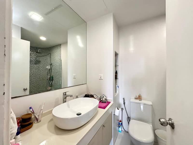 Ocean Park, 530 East Coast Road, 4 Bedrooms, 3,200 sqft, Condominium For Rent, by William Teo, 500094316 - Bathroom - PropertyGuru.com.sg
