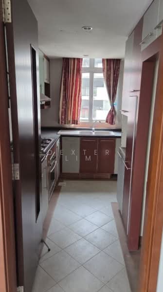 Alessandrea Apartment For Sale at S$ 2,299,999 | PropertyGuru Singapore - Kitchen