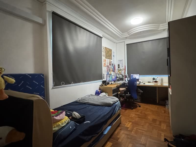 ✅ Move In Ready: Value Freehold 3 Storey Semi Detached Semi-Detached House For Sale at S$ 4,500,000 | PropertyGuru Singapore - Bedroom