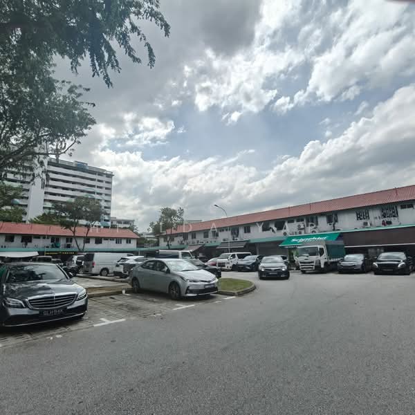 Shophouse at Sims place, Sims place, 1,345 sqft, Shop / Shophouse For Sale, by Hillda Yap ヒルダー, 500094324 - Exterior - CommercialGuru.com.sg