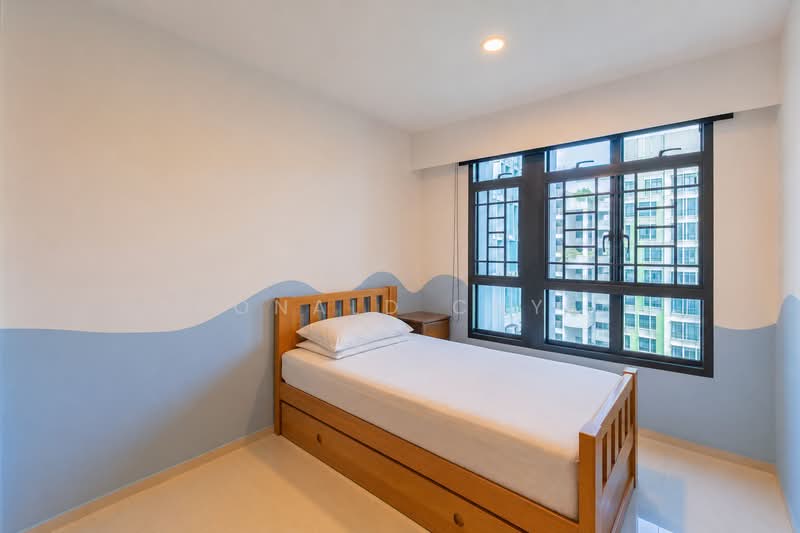 4-Room HDB Directly Opposite Woodleigh Mall & MRT, Bidadari Park Drive, 3 Bedrooms, 1,001 sqft, HDB Flat For Sale, by Ronald Chye, 500094326 - Bedroom - PropertyGuru.com.sg