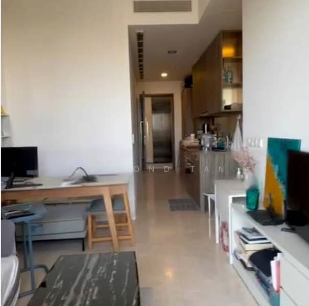 Principal Garden, 91 Prince Charles Crescent, 1 Bedroom, 495 sqft, Condominium For Rent, by Desmond Tan, 500094327 - Living Room - PropertyGuru.com.sg