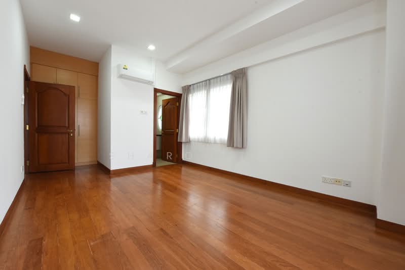 Gentle Villas, 71 Gentle Drive, 5 Bedrooms, 3,683 sqft, Semi-Detached House For Rent, by Sharon Tan, 500094346 - Bedroom - PropertyGuru.com.sg