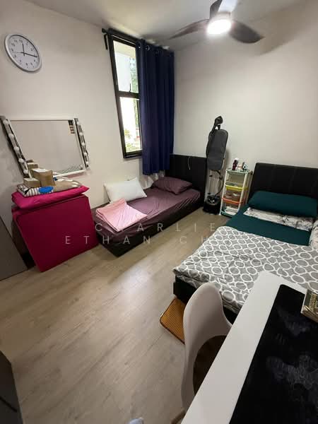 339A Sembawang Close HDB Flat For Sale at S$ 650,000 | PropertyGuru Singapore - Bedroom