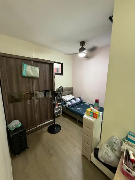 339A Sembawang Close HDB Flat For Sale at S$ 650,000 | PropertyGuru Singapore - Bedroom