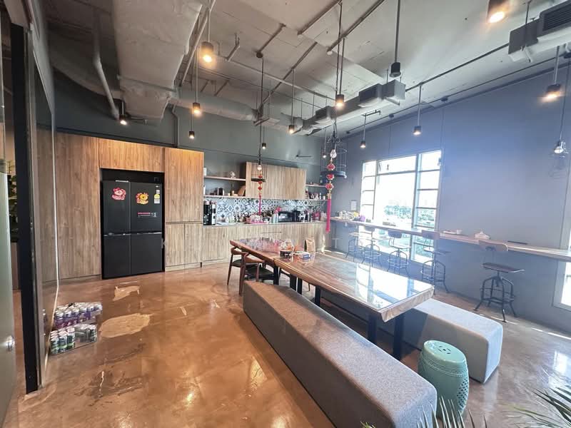 Bugis, Modern Fitted Office, , 3,725 sqft, Office For Rent, by Kelvin Teo, 500094357 - Kitchen - CommercialGuru.com.sg