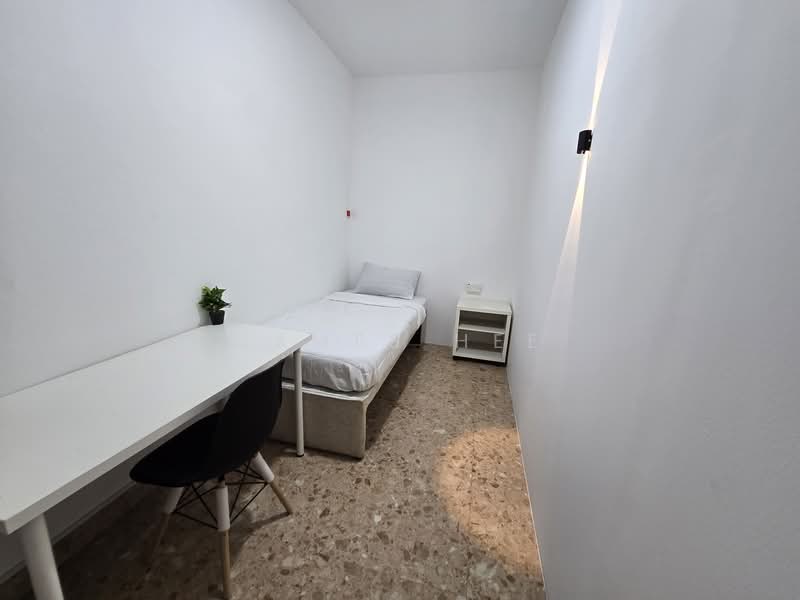 Estella Gardens, 23 Flora Road, Room Rental, 150 sqft, Condominium For Rent, by James Hee, 500094363 - R6 - PropertyGuru.com.sg