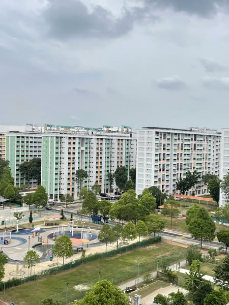 303 Yishun Central HDB Flat For Sale at S$ 480,000 | PropertyGuru Singapore - Exterior
