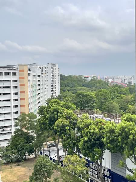 303 Yishun Central HDB Flat For Sale at S$ 480,000 | PropertyGuru Singapore - Exterior