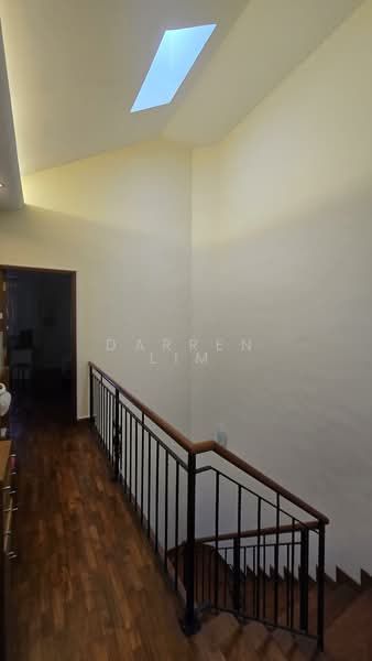 Corporation walk Semi-Detached House For Sale at S$ 3,600,000 | PropertyGuru Singapore - Corridor