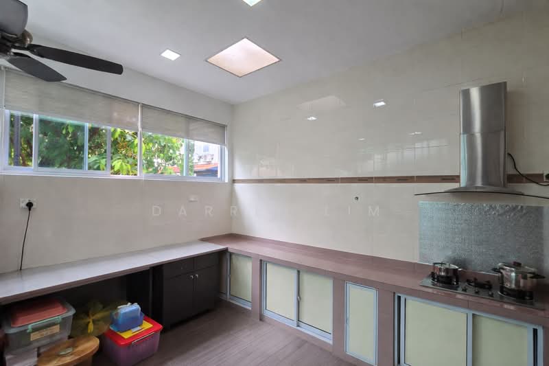 Corporation walk Semi-Detached House For Sale at S$ 3,600,000 | PropertyGuru Singapore - Kitchen