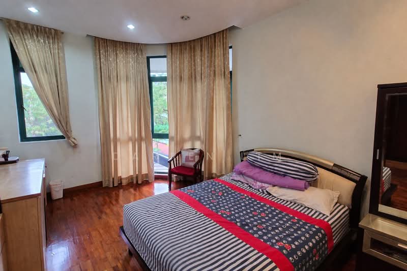 Corporation walk Semi-Detached House For Sale at S$ 3,600,000 | PropertyGuru Singapore - Bedroom