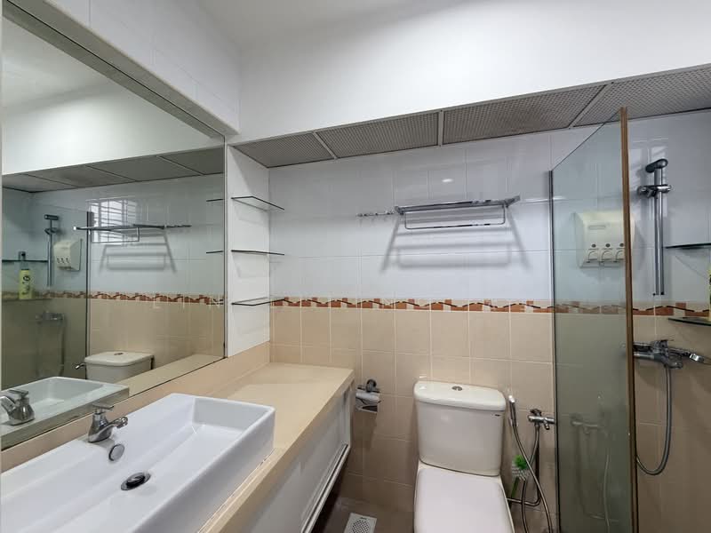 3C Upper Boon Keng Road, 3C Upper Boon Keng Road, 3 Bedrooms, 1,184 sqft, HDB Flat For Rent, by Lin Liting 沄亞, 500094379 - Bathroom - PropertyGuru.com.sg