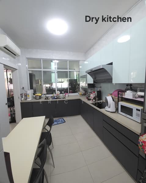 Mariam Close, Mariam Close, 5 Bedrooms, 4,160 sqft, Semi-Detached House For Sale, by Eric Teo, 500094389 - Kitchen - PropertyGuru.com.sg