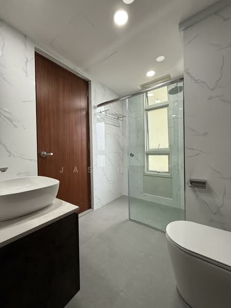 Scotts 28, 28 Scotts Road, 3 Bedrooms, 1,658 sqft, Condominium For Rent, by Jason Oh, 500094390 - Bathroom - PropertyGuru.com.sg