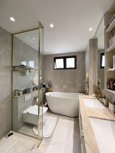 Riverwalk Apartments, 20 Upper Circular Road, 3 Bedrooms, 1,615 sqft, Apartment For Rent, by Jen James (邱瑞蓁), 500094401 - Bathroom - PropertyGuru.com.sg