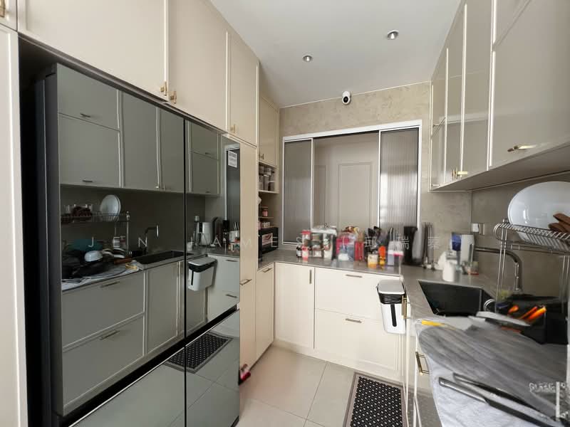 Riverwalk Apartments, 20 Upper Circular Road, 3 Bedrooms, 1,615 sqft, Apartment For Rent, by Jen James (邱瑞蓁), 500094401 - Kitchen - PropertyGuru.com.sg