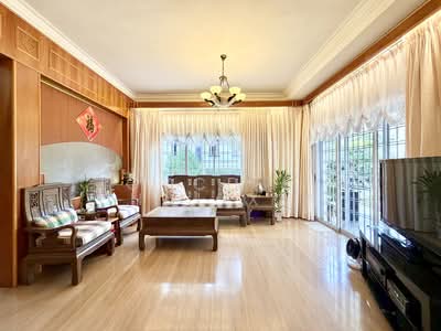 For Sale - Gerald Park