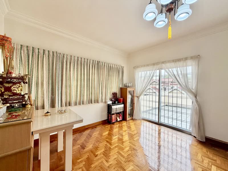 Gerald Park Terraced House For Sale at S$ 6,180,000 | PropertyGuru Singapore - Living Room